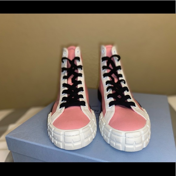 Prada Sneakers and Headband - Picture 5 of 9